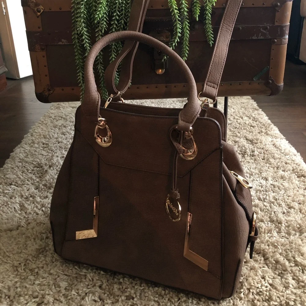 *SOLD* NWOT, Sorrentino, Beautiful Ladies Purse - Picture 1 of 16